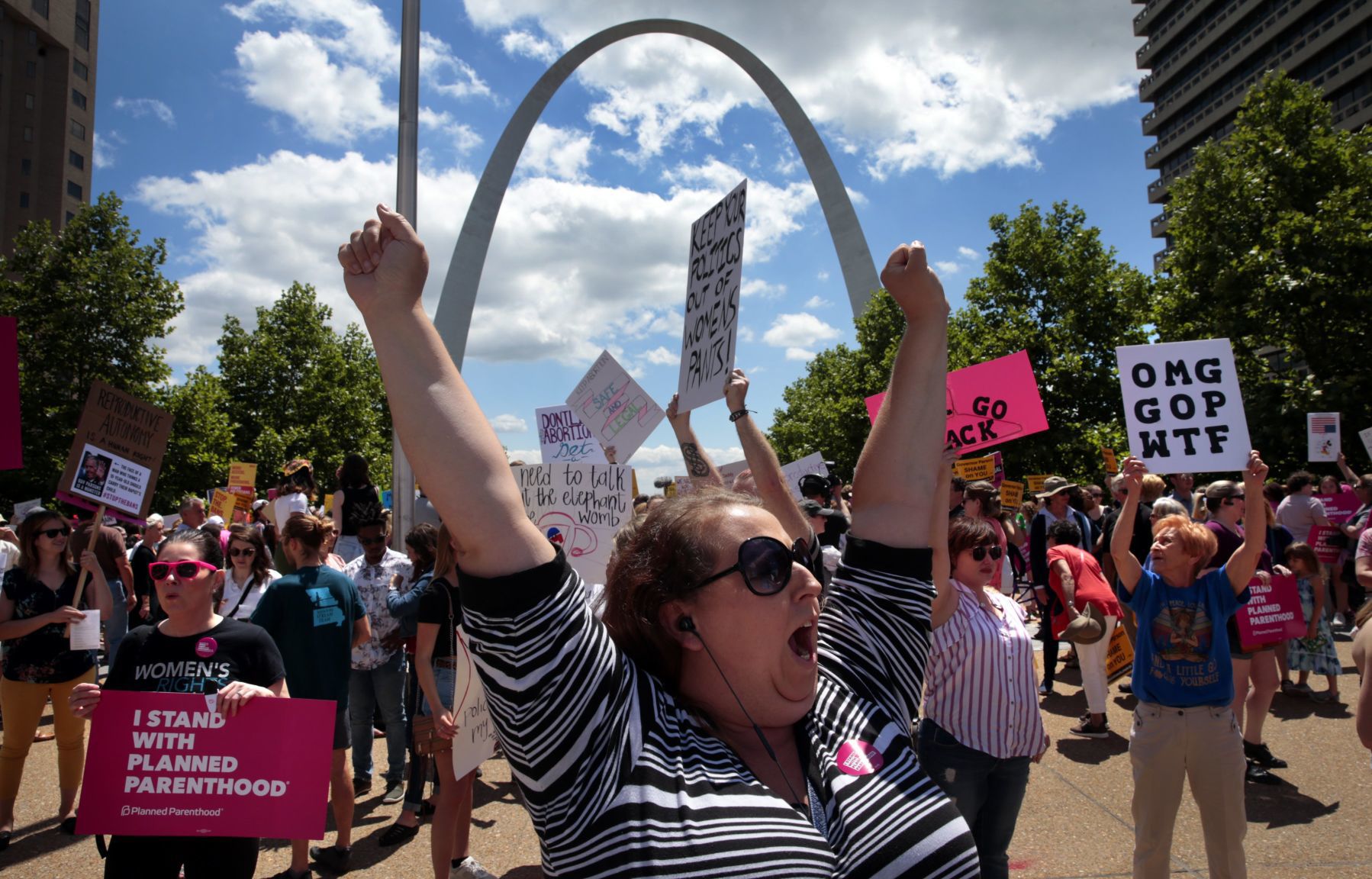 Abortion rights rally results in arrests downtown